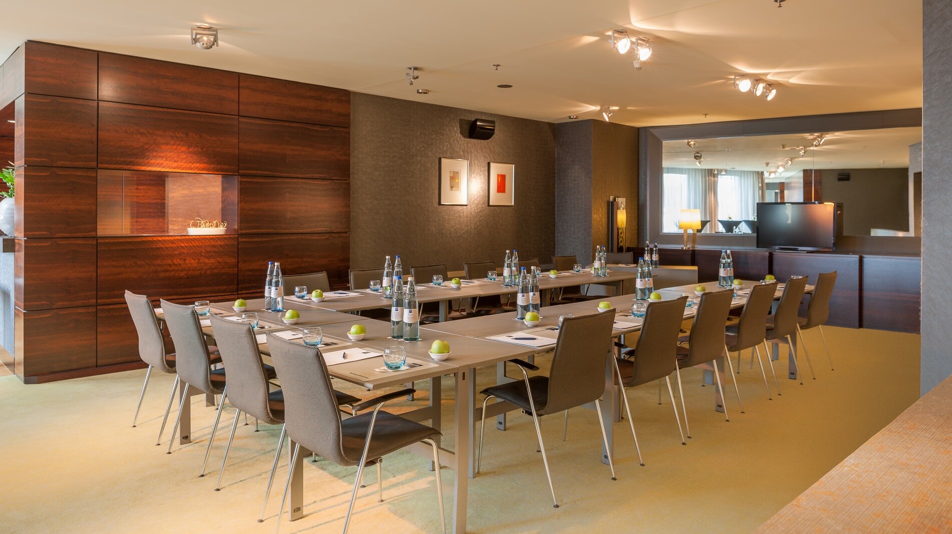 Meeting Lounge - 7. Etage